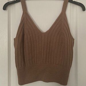 Crotchet V-Neck Cropped Tank Top